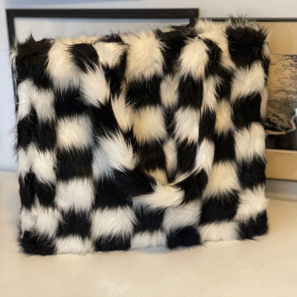 ⭐️HOST PICK⭐️MacKenzie Childs Totally Mod Fab Fur Check Tote! -NEW - Picture 8 of 16